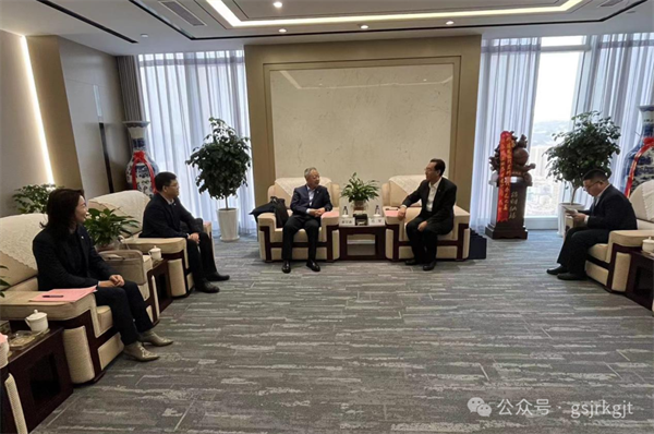 AK官方网站_AK（中国）
与浦发银行兰州分行交流座谈